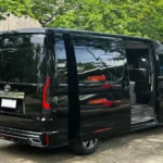 TOYOTA LXV LIMO FOR RENT