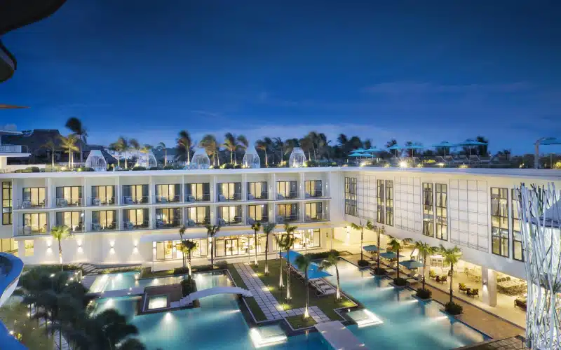 The Lind Boracay (2)