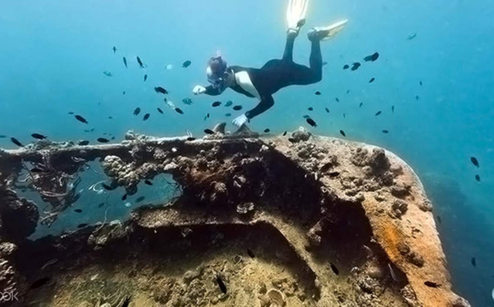 Lusong Wreck Diving (1)