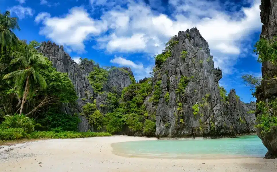 hidden-beach-el-nido-palawan (1)