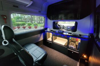 Hyundai H350 Artista - Image 4