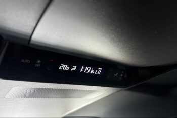 Toyota Alphard Hybrid 2025 - Image 7