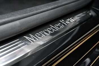 Mercedes Benz E-Class - Image 9