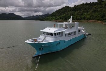 Tanenia Yacht - Image 2