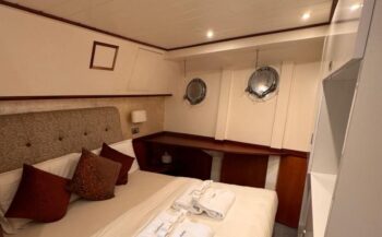 Benetti Navetta 26D - Image 18