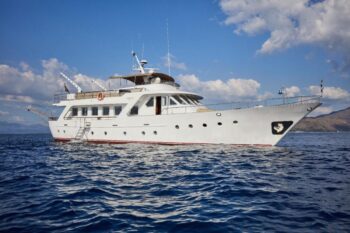 Yachts for Sale in the Philippines with LXV.