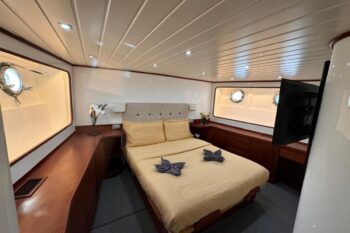 Benetti Navetta 26D - Image 13