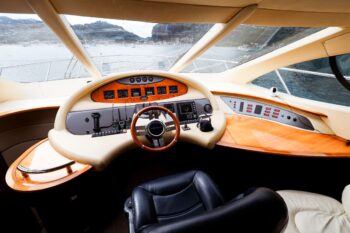 Azimut 55 - Image 12