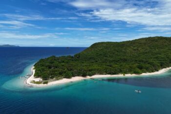 Debotunay Island - Image 2