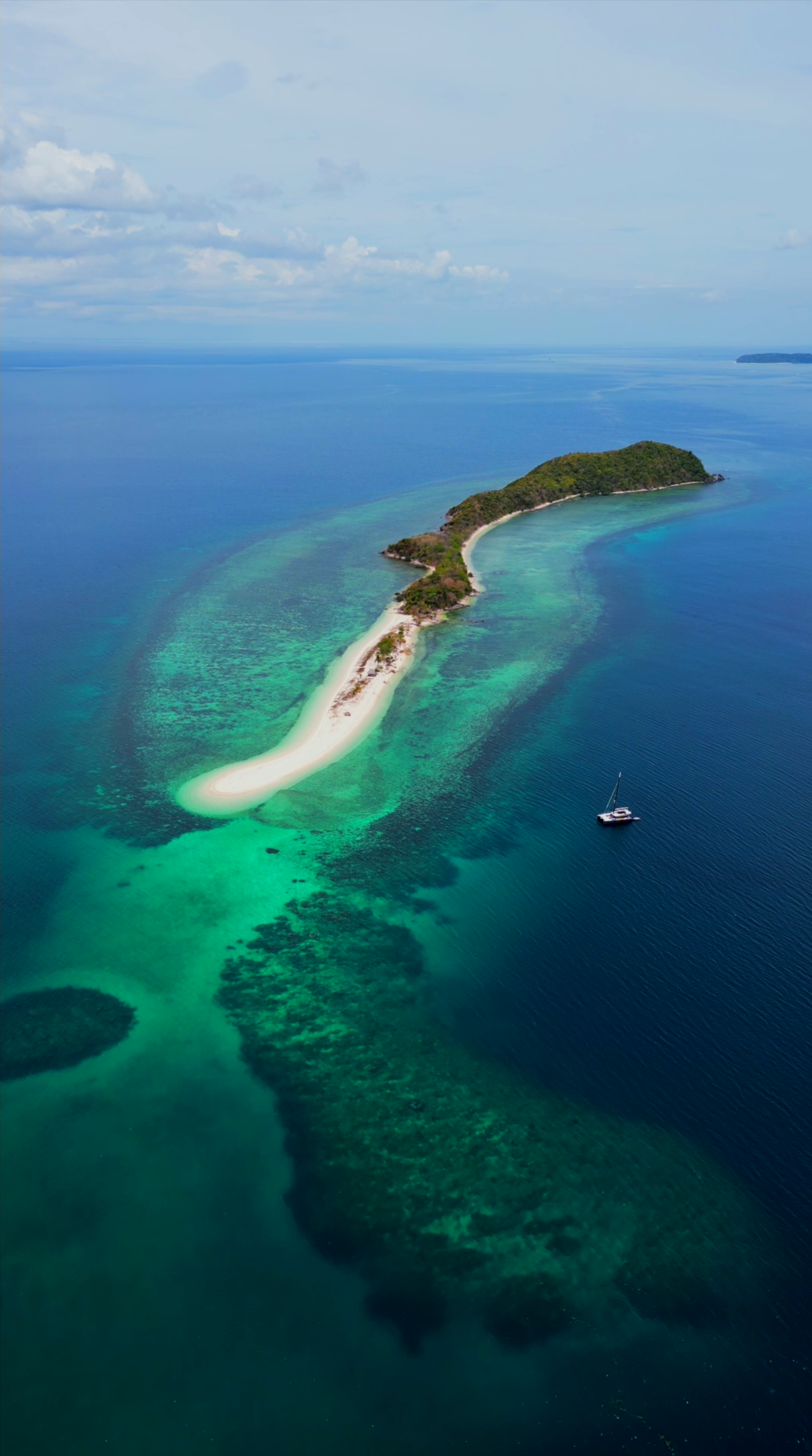 Maltatayoc Island - Yacht Charter by LXV (6)