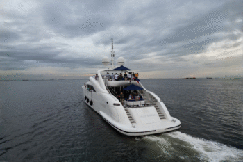 Luxury Dinner Cruise for 30 Guests in Manila - Image 2