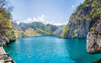 Coron Exclusive Lagoon Lunch and Private Speedboat Tour - Image 9