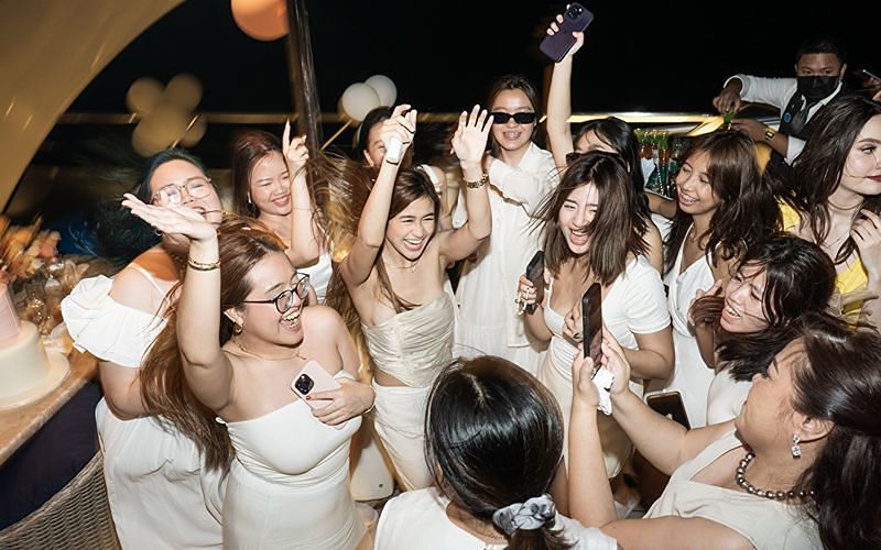 SOFIA DEBUT_SUNGLIDER 120_800X500 (11)