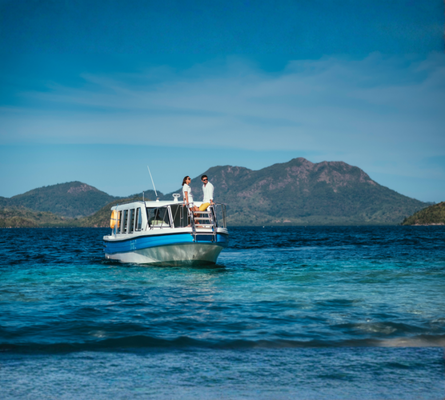Book a private speedboat for rent in El Nido. Luxury, comfort, and flexibility with El Nido speedboat rentals for island hopping and lagoons. Speedboat rental Philippines