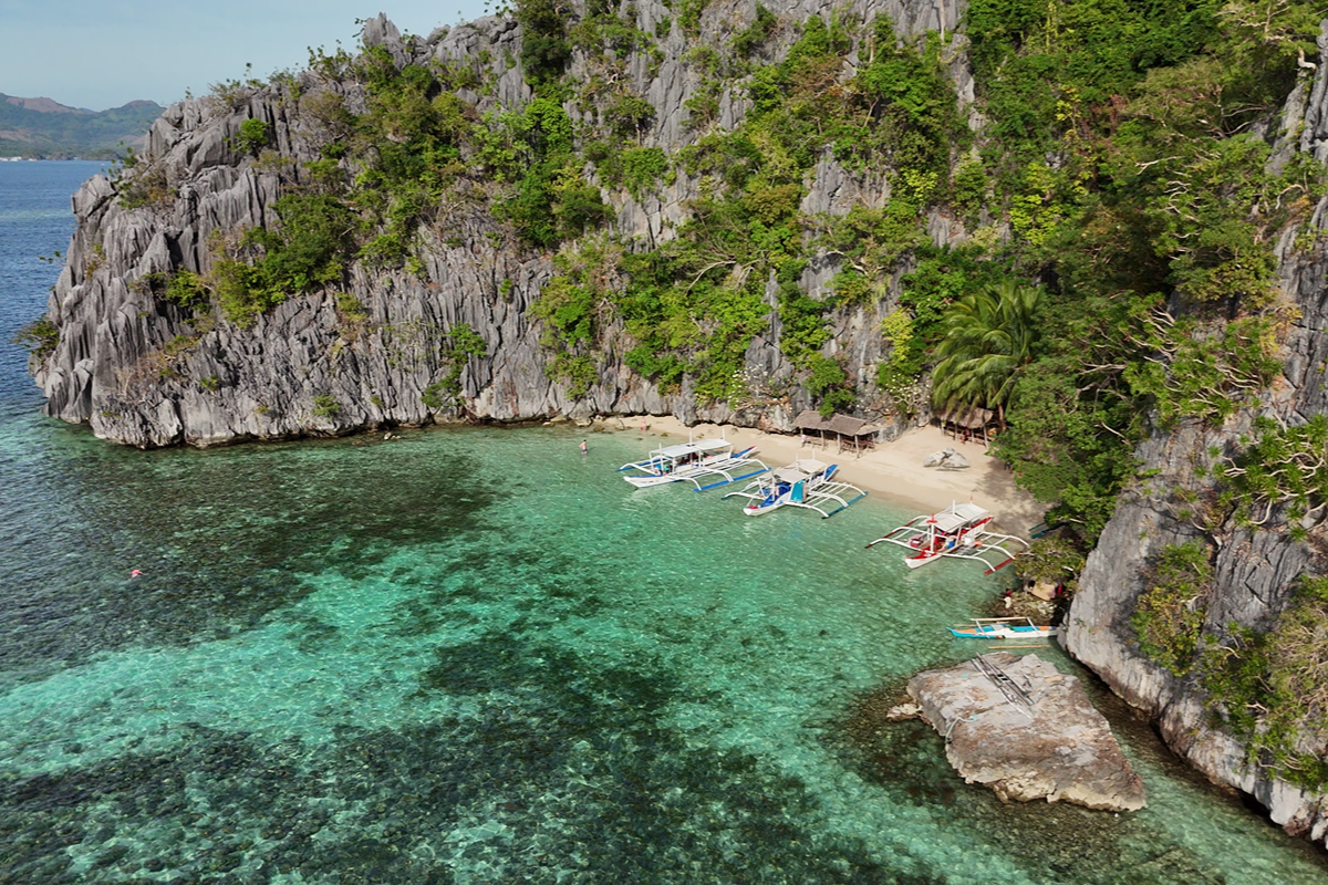 BBH Beach Coron (1)