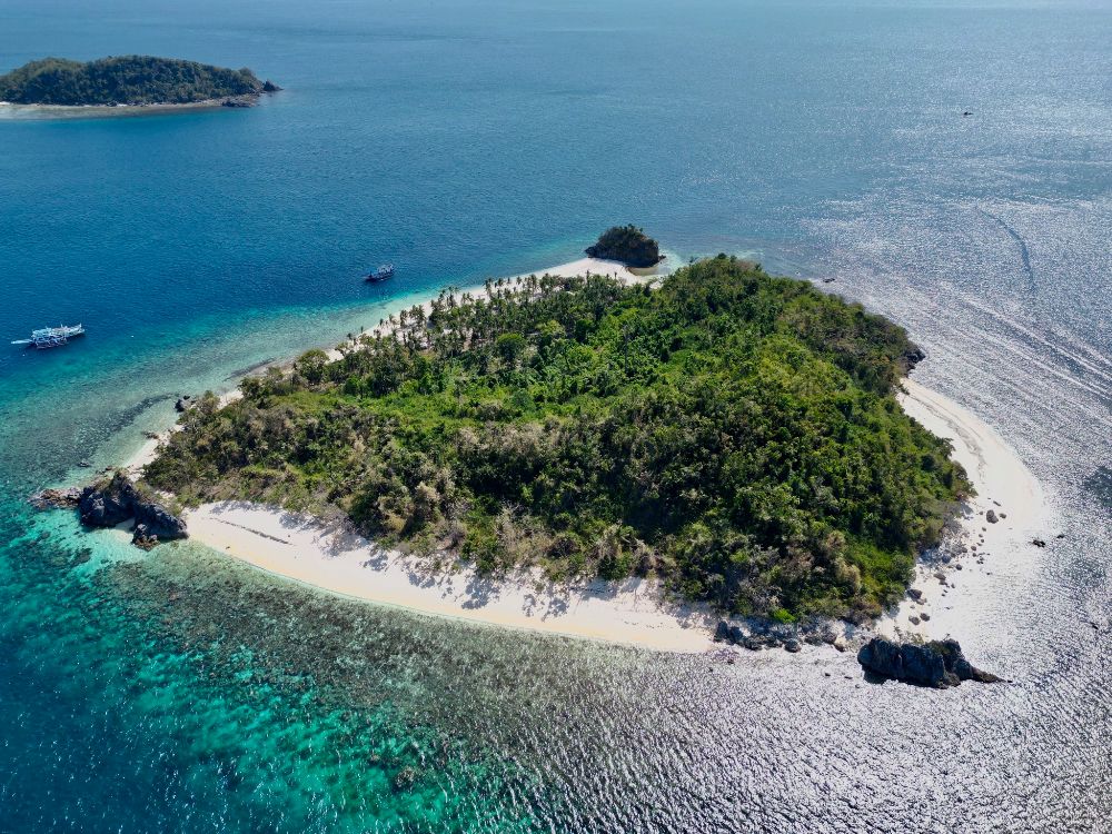 Daniel Cruise Palawan Apr 2026 (1)