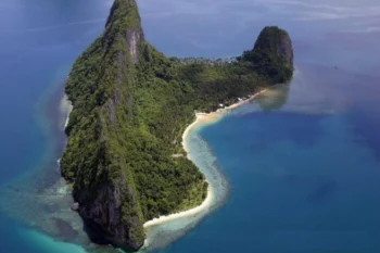 Helicopter Island