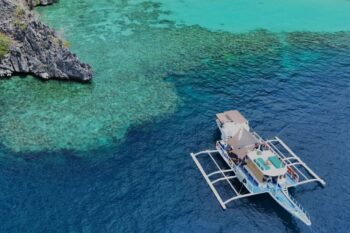 Luxury Bangka Private Tour with Private Lagoon Lunch - Image 4