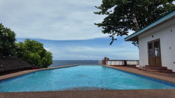 Exclusive Clifftop Estate in Puerto Galera - Image 5