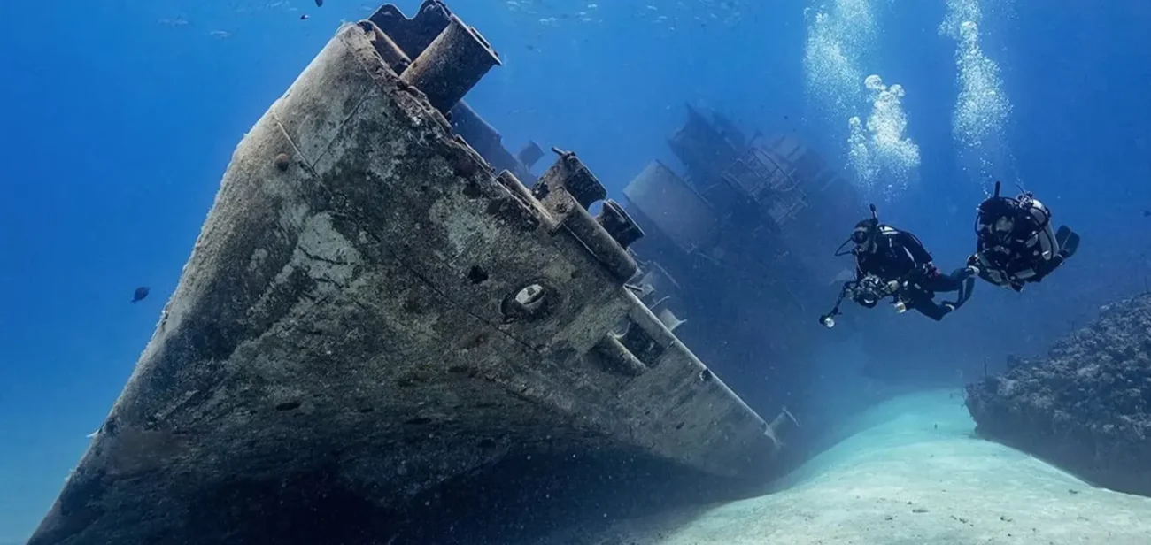Shipwreck-Coron-Palawan-Scuba-Diving (1)