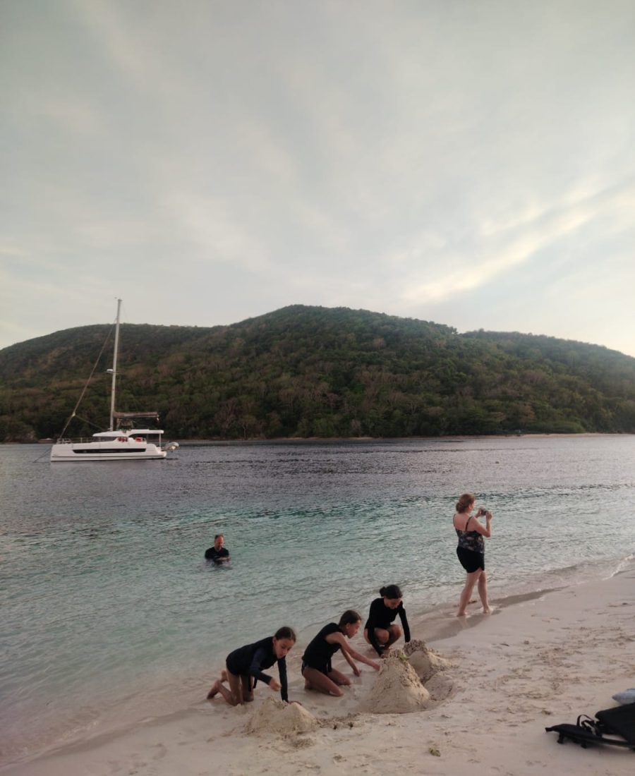 WhatsApp Image 2025-04-20 at 21.07.10_14313514